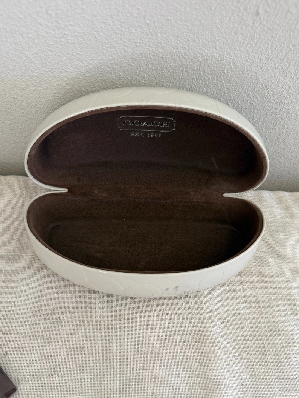 Coach Signature C Cream Clam Shell Sunglasses Case with Brown Interior